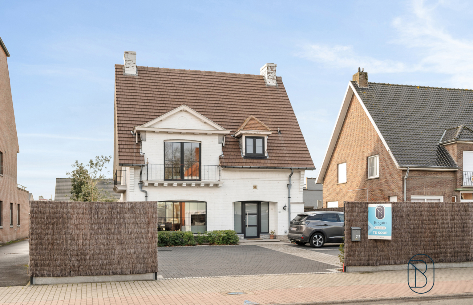 2298b9c8a68847d7ac84a98ffd4cd504