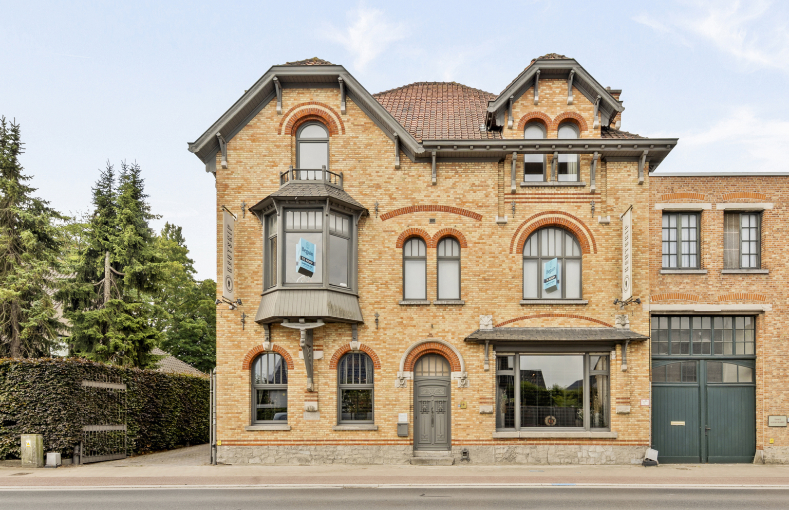 23073189c8ca43efbdcd98b56e3cc2ef