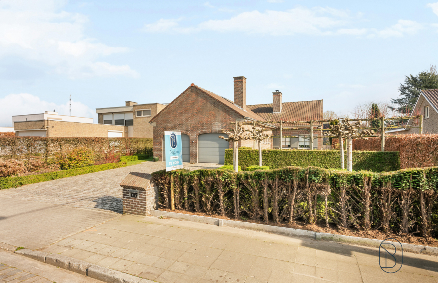 46ae242f0a71410abda90e616df1095b