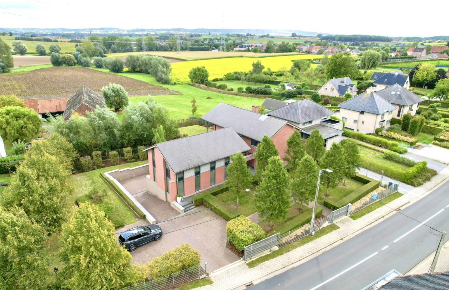 52d2c9e0bfdc4fb5a133f82ecf341d78