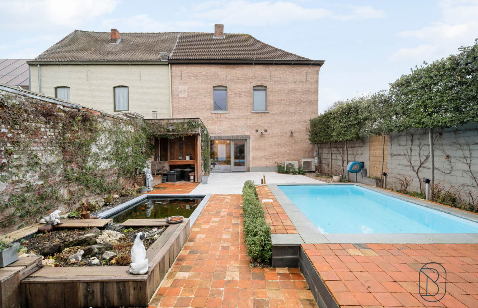 66c7d880918d4530be2837a8386ba185