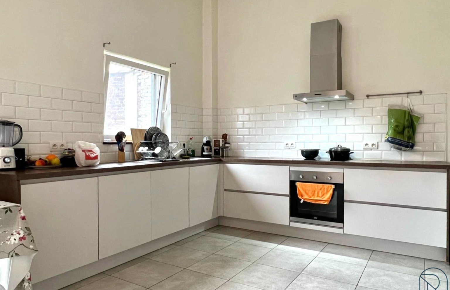 702416211b094f3694a50f6d4456f517