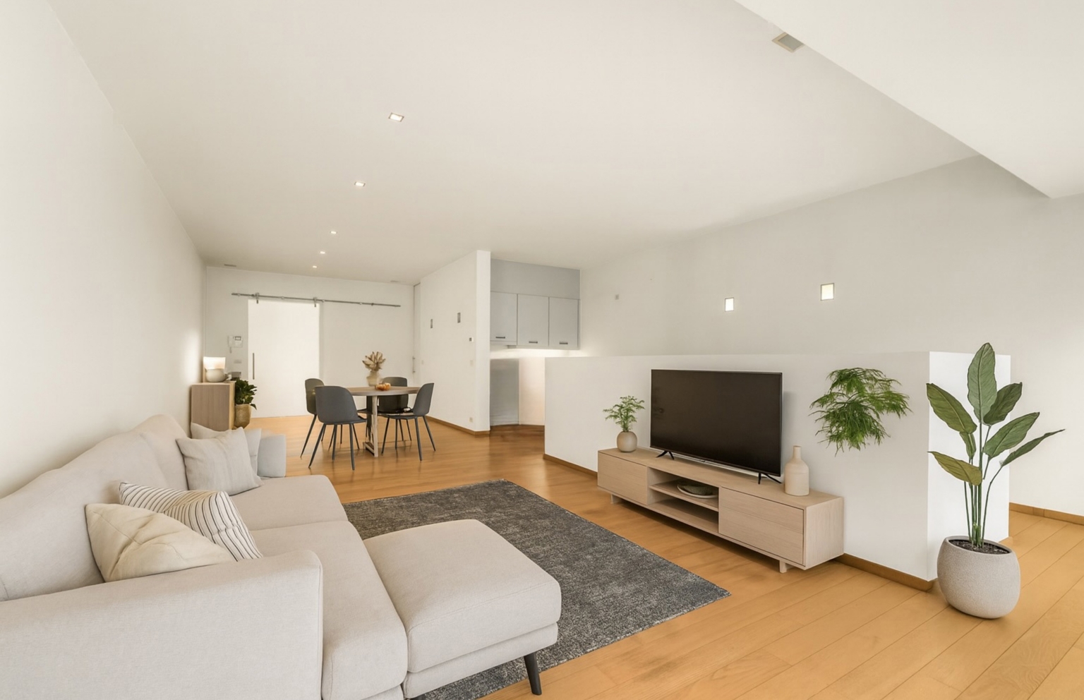 Eedec199cc734f3ca3e789585b0a9b85