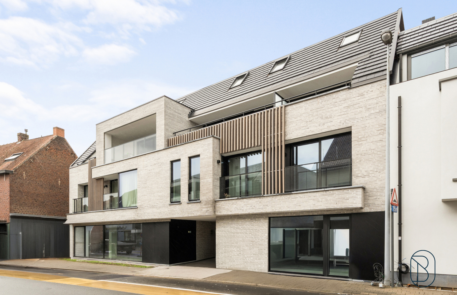 Ff012c96faff411983bf85af3facc662