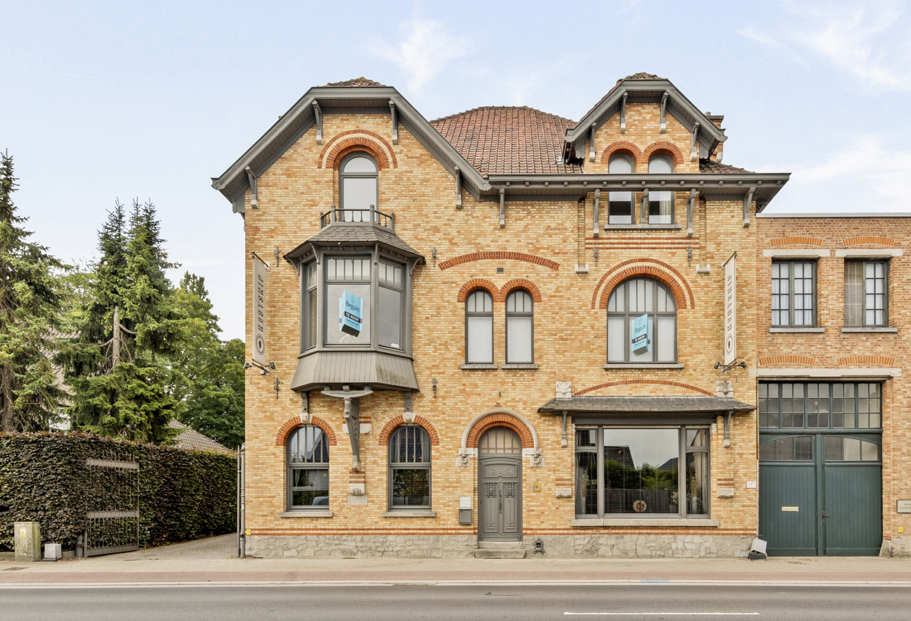 23073189c8ca43efbdcd98b56e3cc2ef