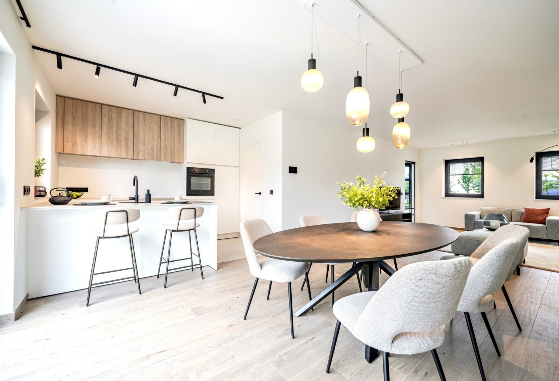 25ee2f196fe34f23b02f3571e74e05c9