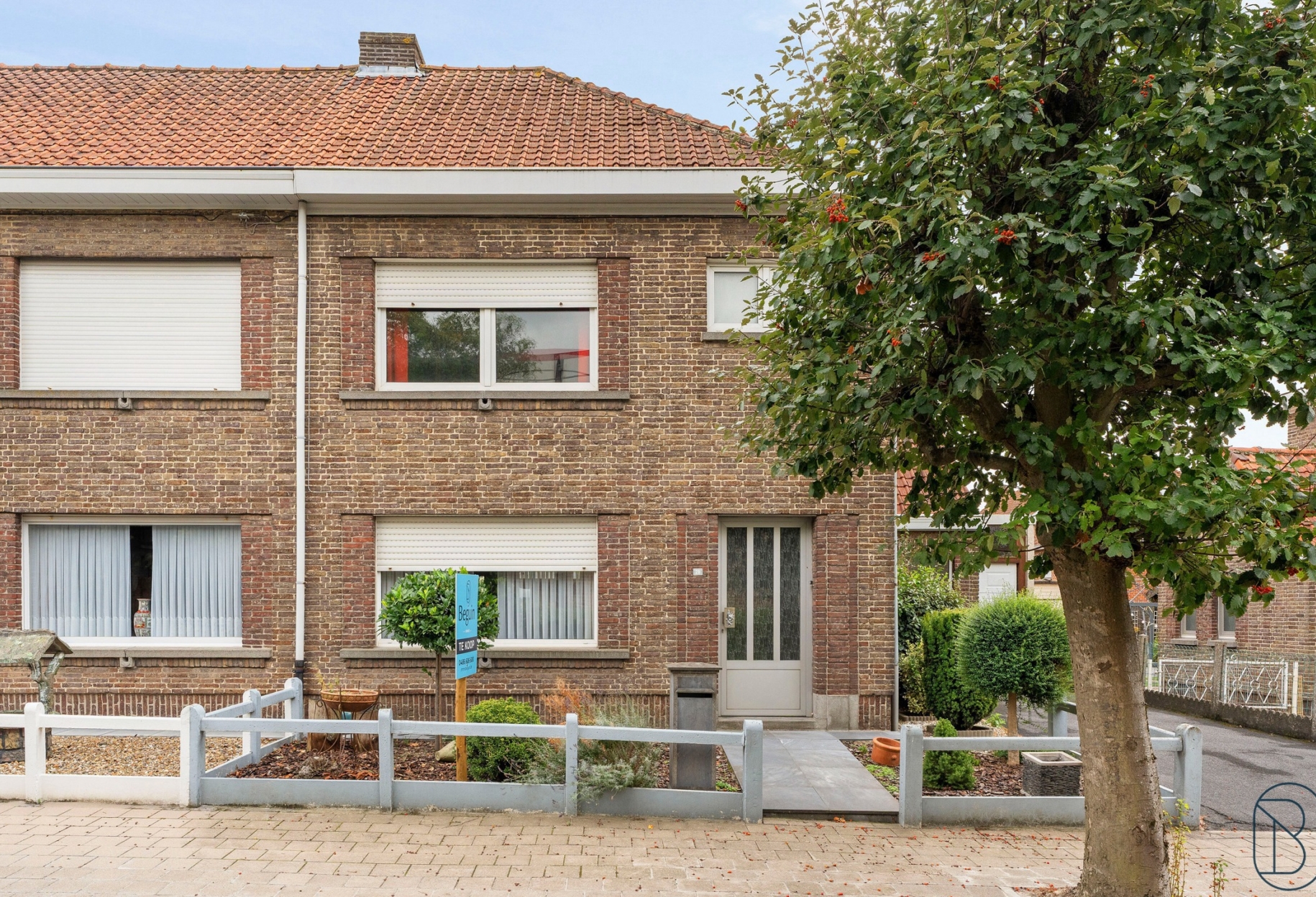 3047a9021fbf47949f48382e6a9bae32