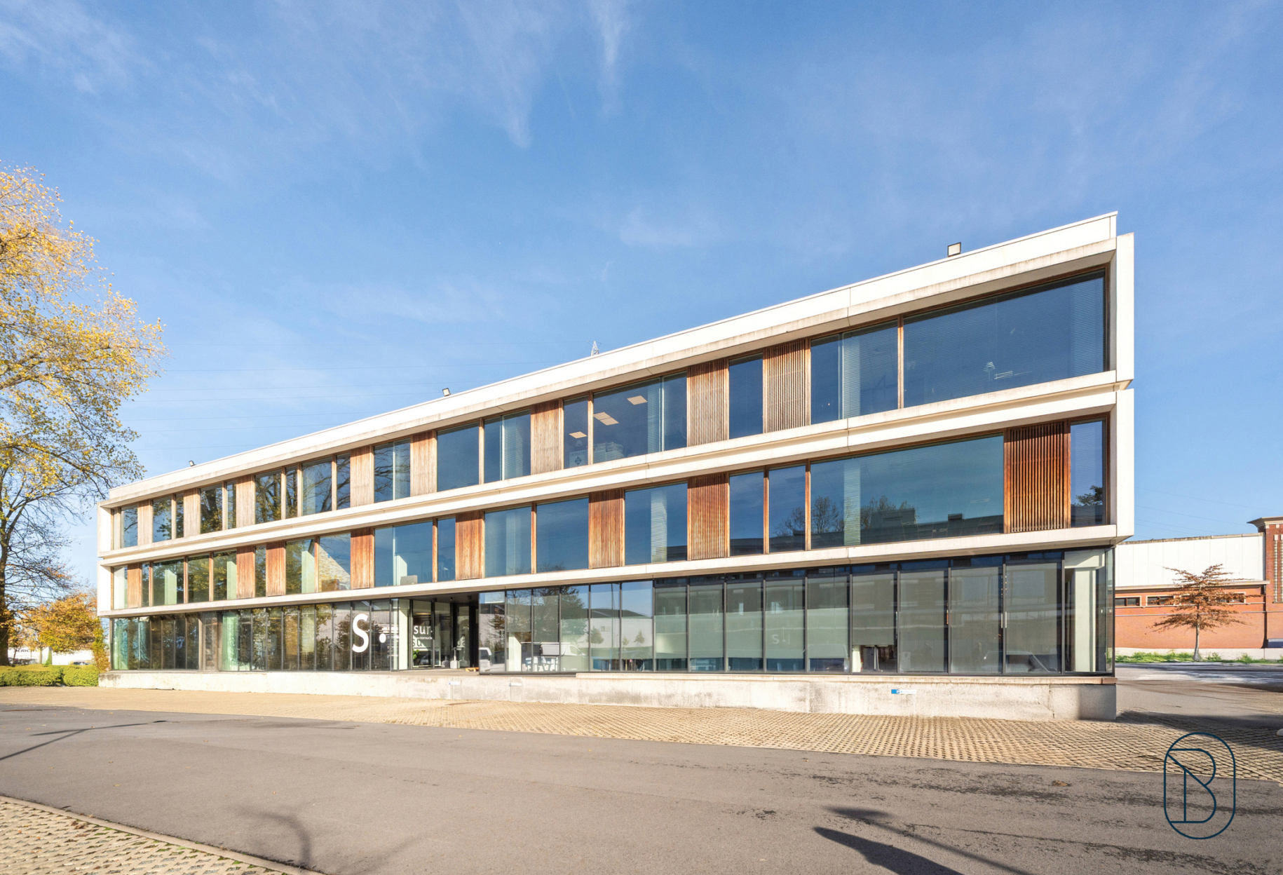 323c2905e64e4f9a8f473a941adb9c10