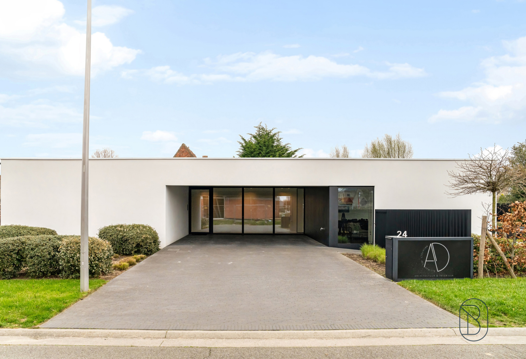 59e39d97890b45f4b820efe6a1f3b418