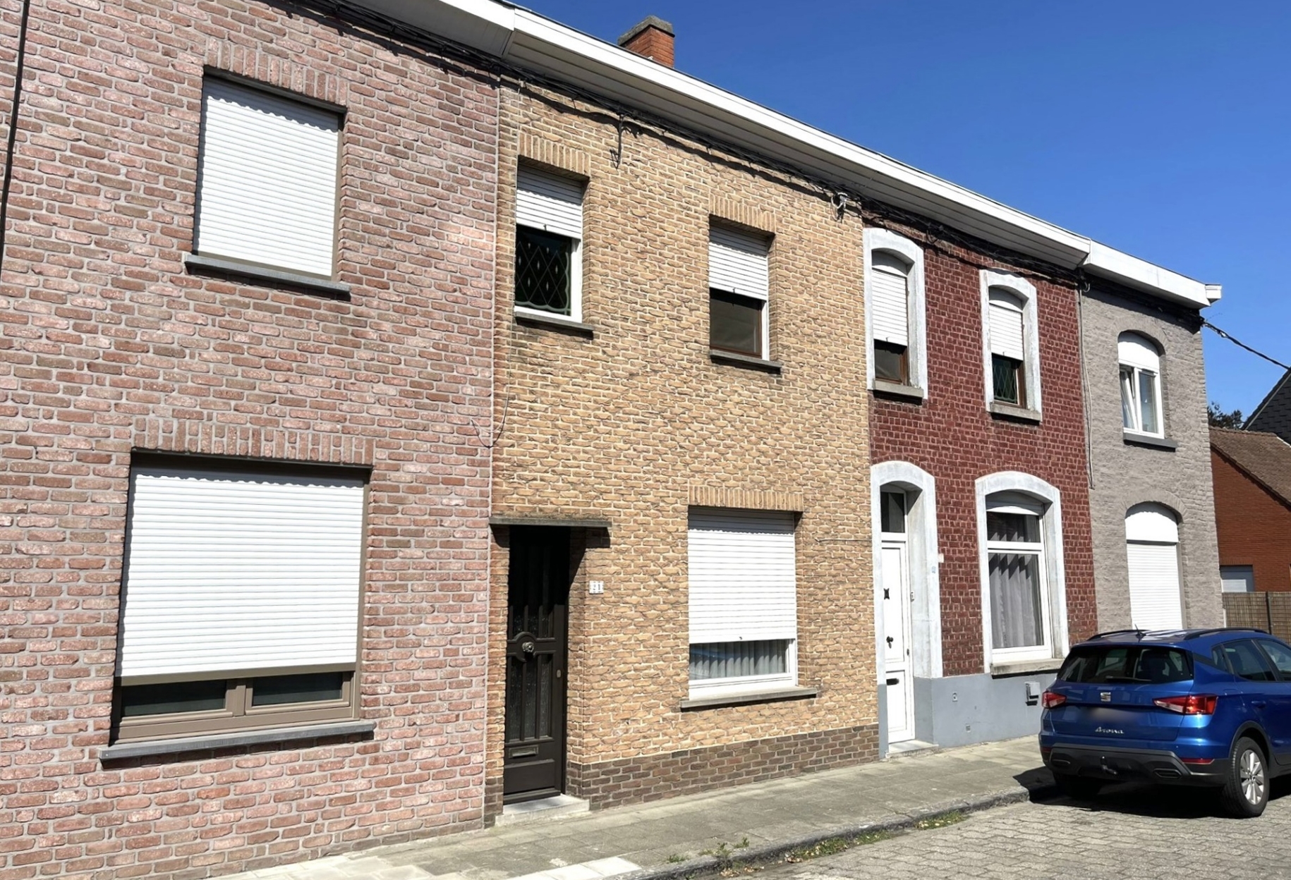 6c64d585d1fe49d2a6d95fa6ff66eef8