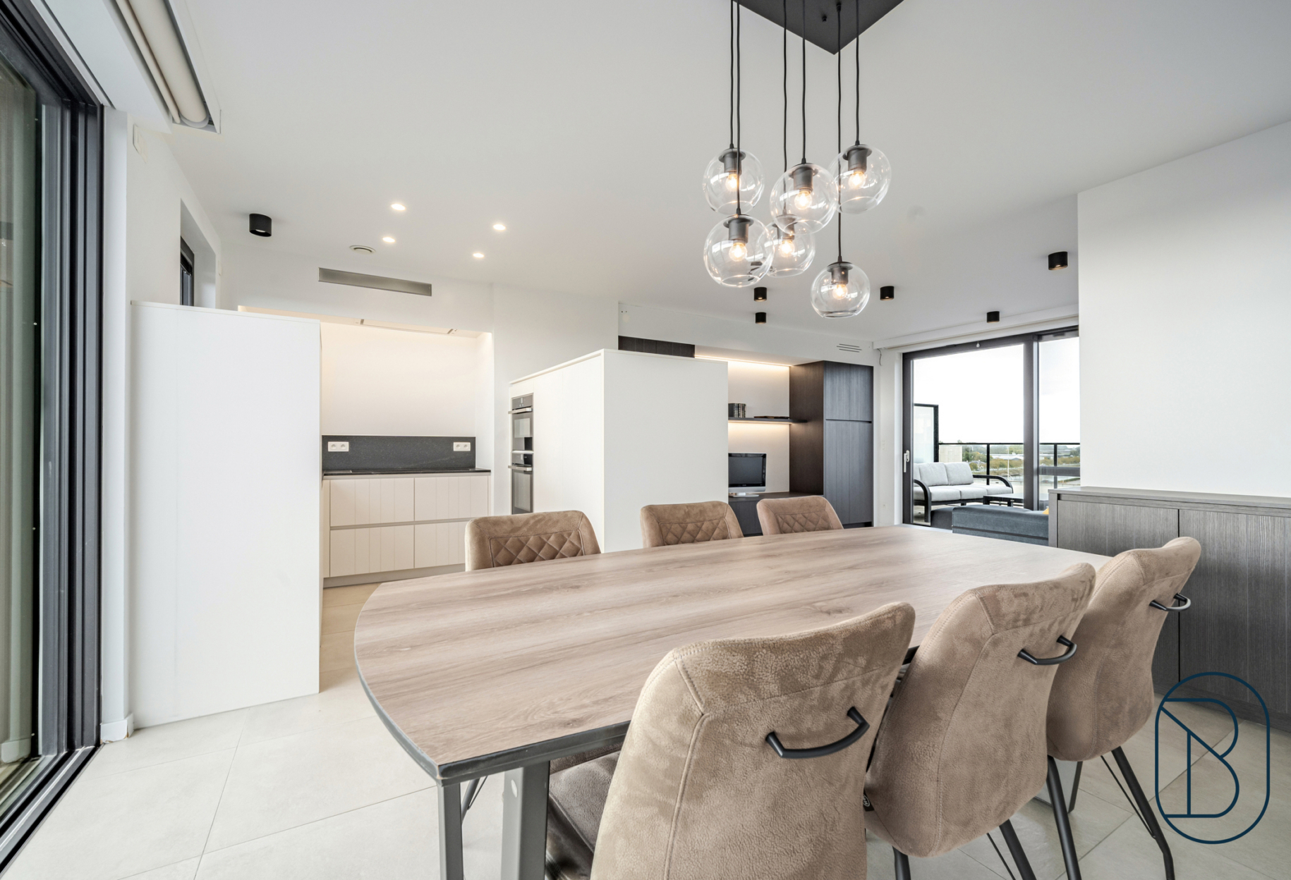 8b540c6bc7e049ec9ec8db50c229a794