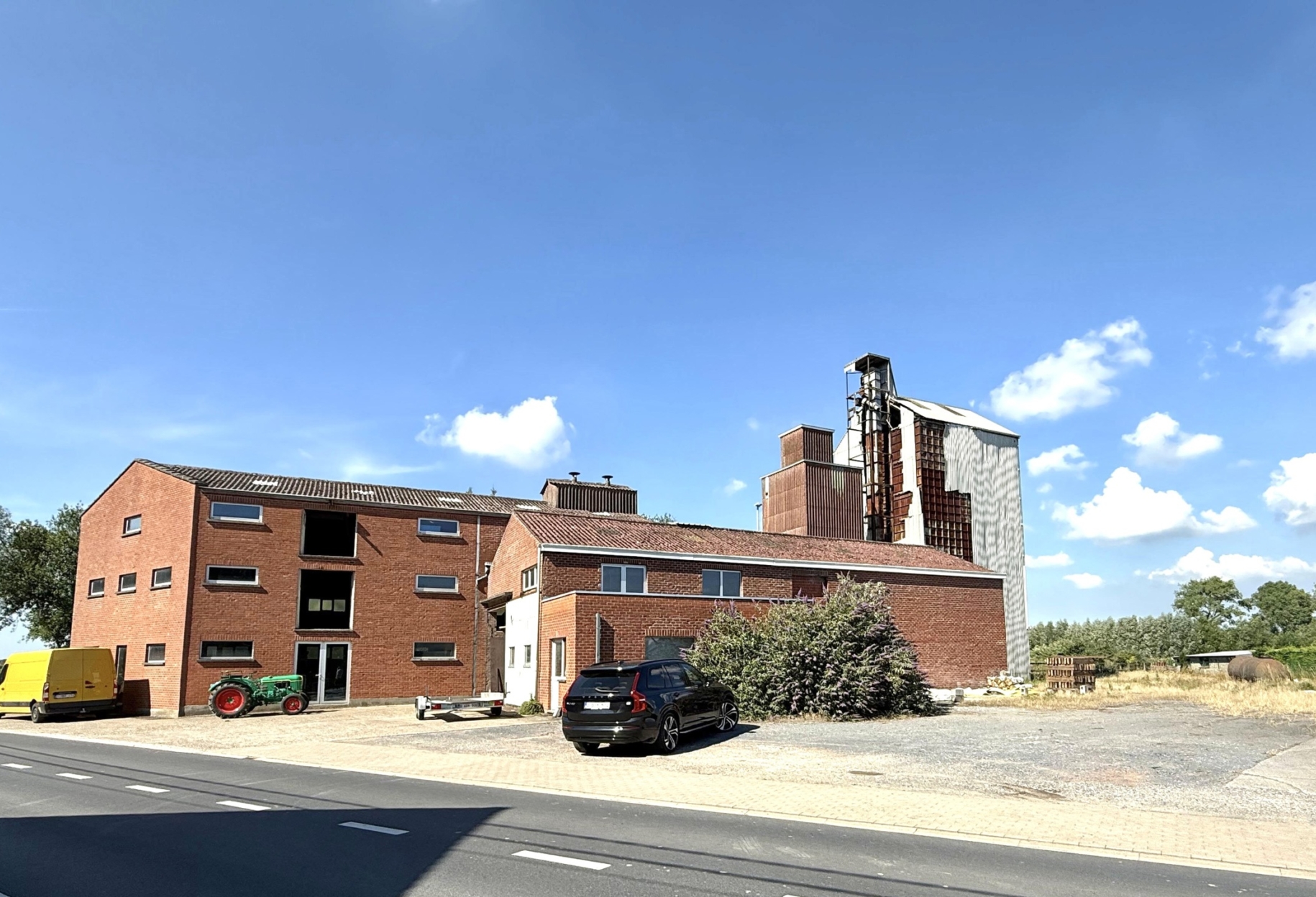 A01f3bc82448413fa766d2cfe7ea1e72