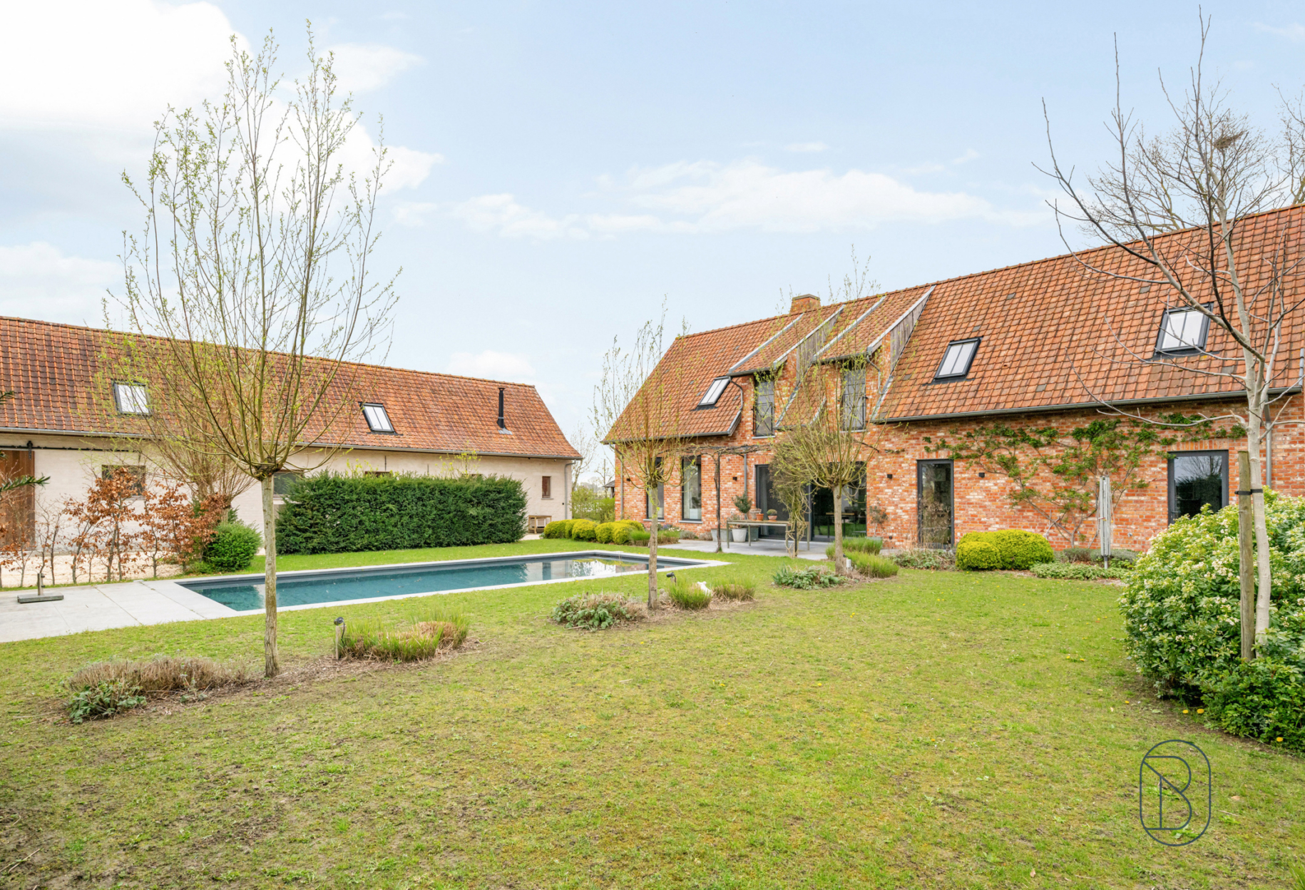 F5d0c20db6ff4bfda4272f1c2e3aa57e