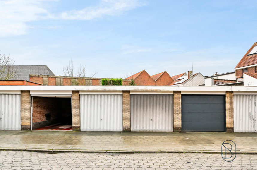 03c99311cf6245b9956f3c6b0d8f2c24