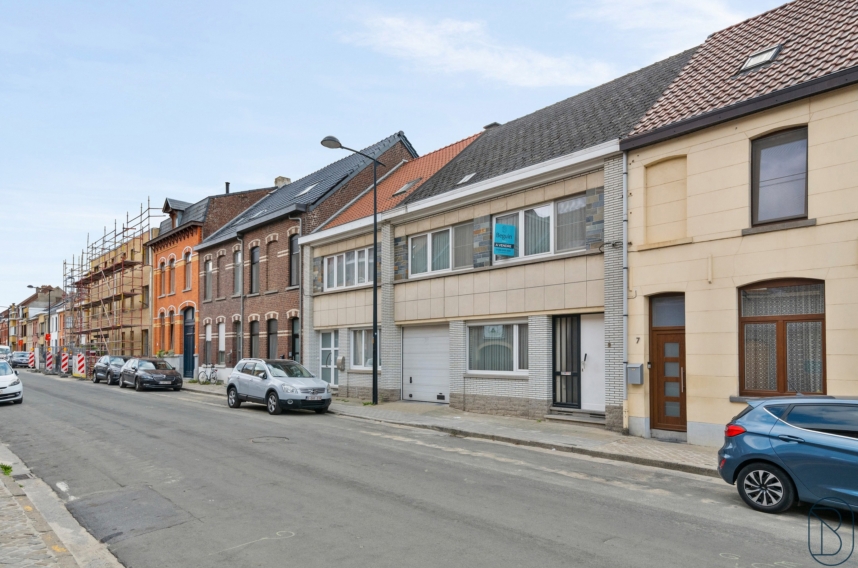 090466acfb9148029a4b832554f27840