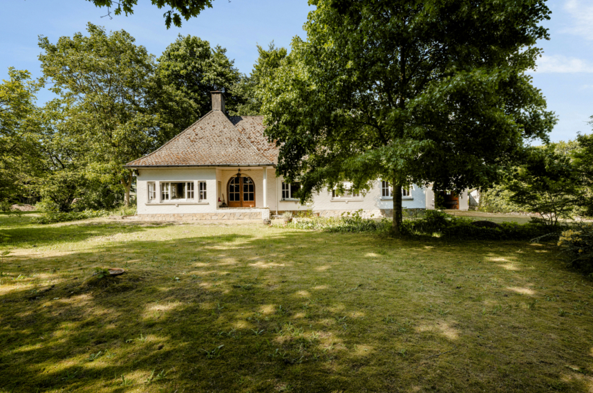 0b5b2a4ba1294cc2b0e98065c9b966ee