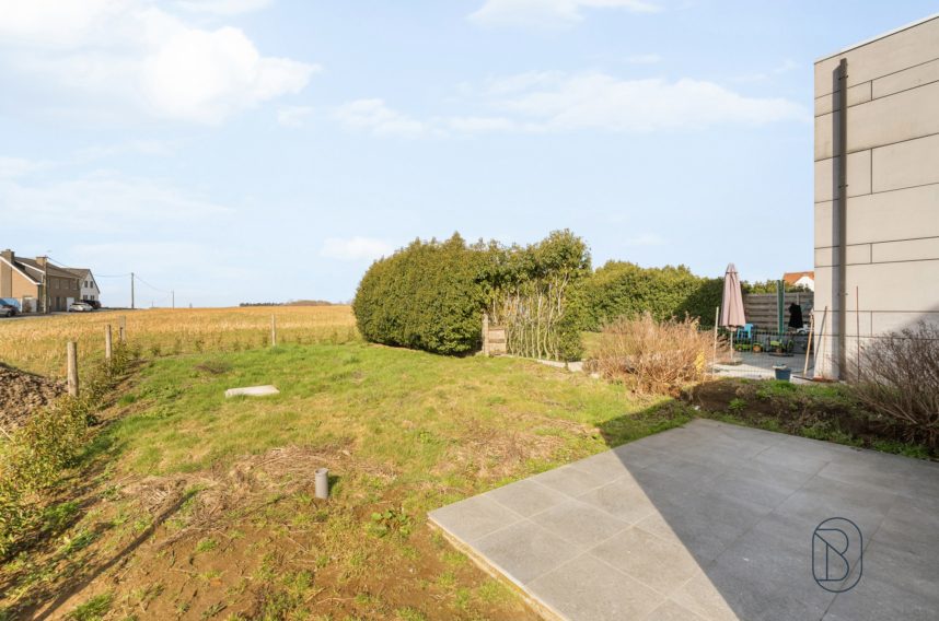 2db575a1077a432194f0f3676f23d4e2