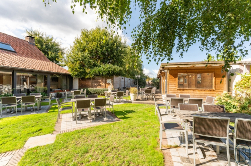 4f49fce7ce4040fbbb3519211770a862