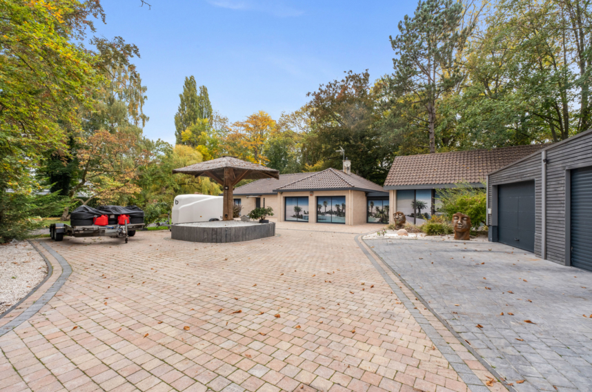 5161f77461744ceca5f0392d89ef8a4e