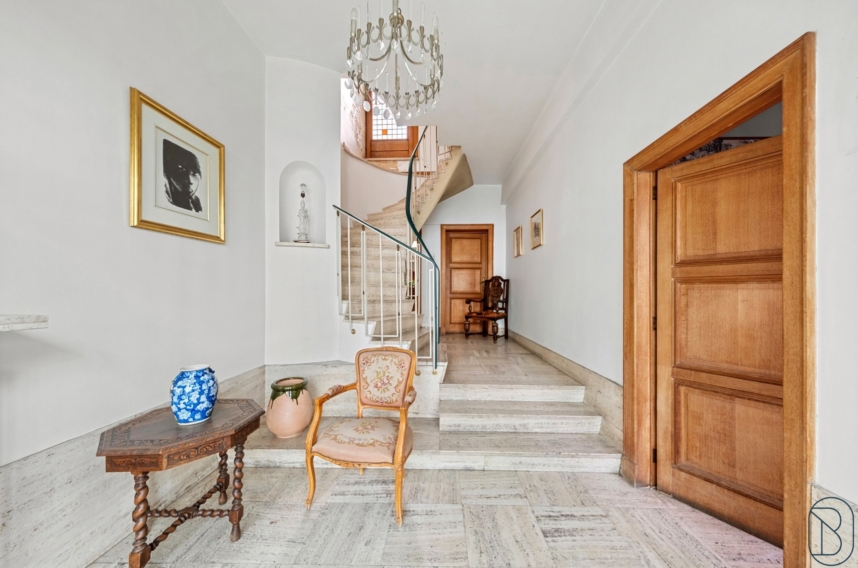 551fbece5f214b9d89f63acebcb2f428