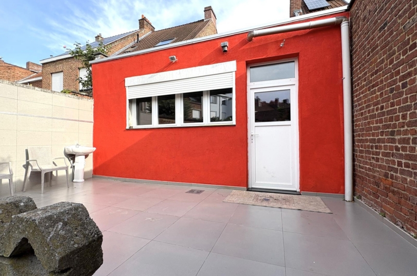 582c84fcb5f9446fb77422b82fea40e3