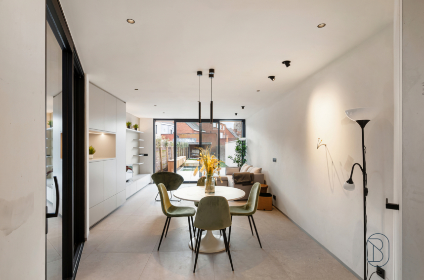 5a80d05439044b93a246cf074c70895d