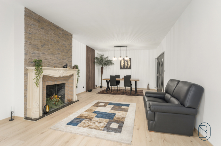 5baacc988e7b486c84e85b98cd73b15e