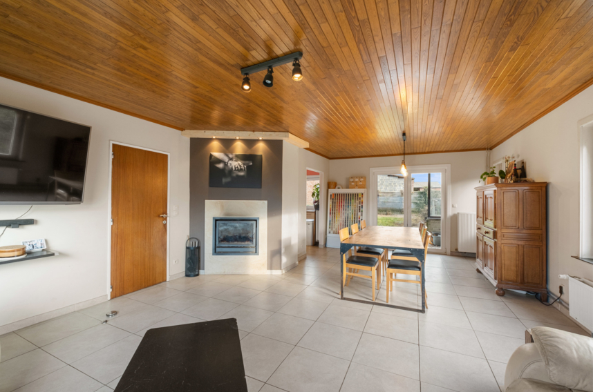 6650280dc6d34cb3ac30bd2608a91fe6