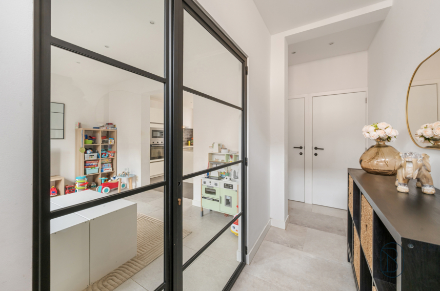 6e00bbb231a74b54b02c2dc01f842758