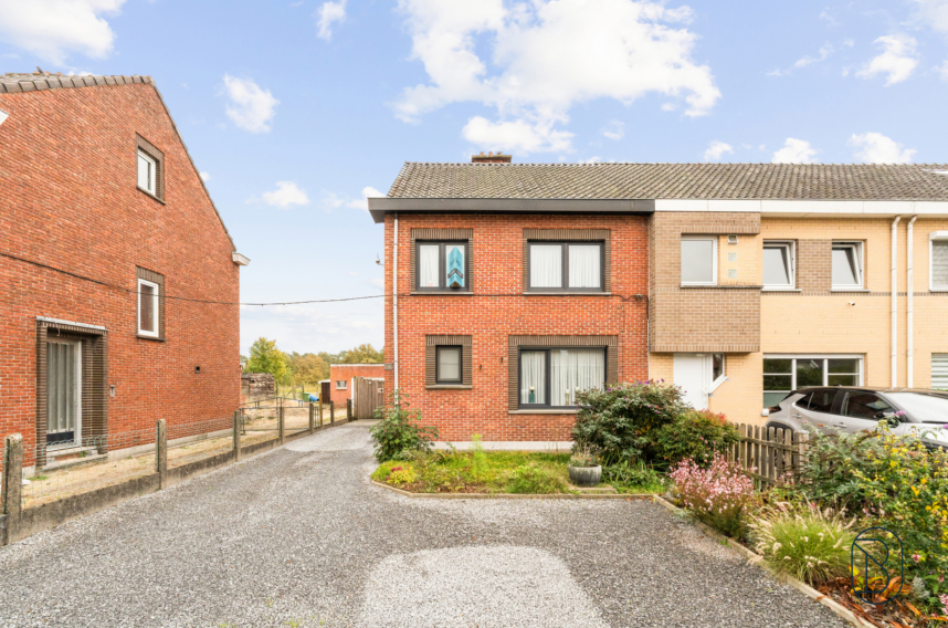 6e23d8218430477a997713c7f0e52151