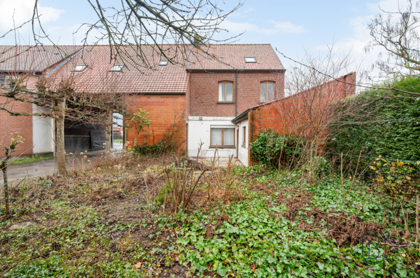 A5cb36e03c414e2485f3a9760cd92886