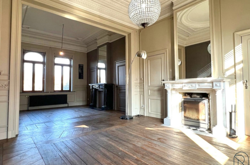 Aa35fba5c3e94fac8f24be5a877a6428