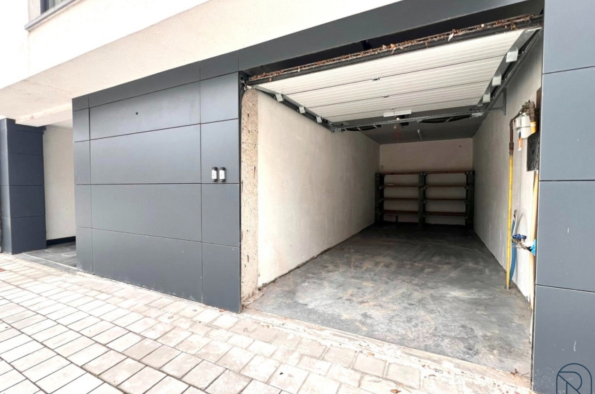 Aaddfbba1c9a4dcb8e53825039e84aa0