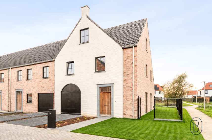 C0d6a627eff24757944df9aa36d9d51c