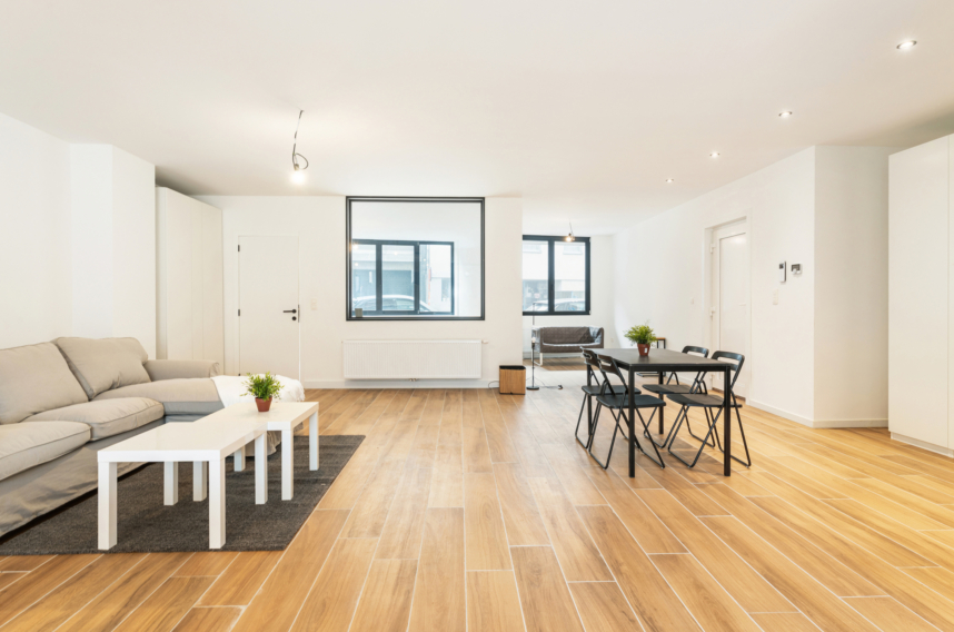 Eb07ab7b094841d8a2020853e9700fb7