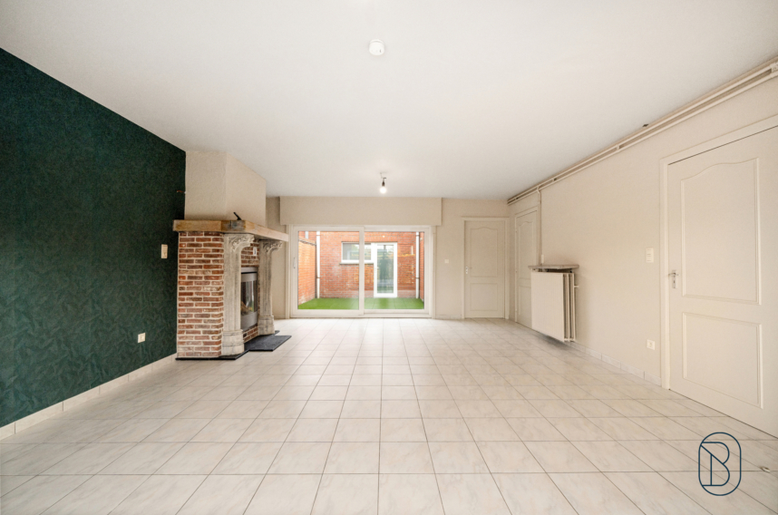 Ec8917ee548b476ba772c1d673b01cb4