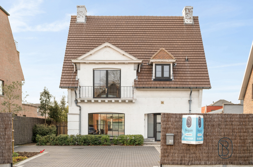 Edc8fc94e4604efebe5f6db192a9b053