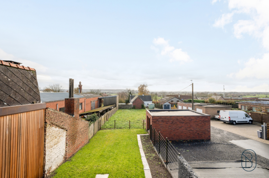 Ef79a066baa4473681bd38dcec48c5a4