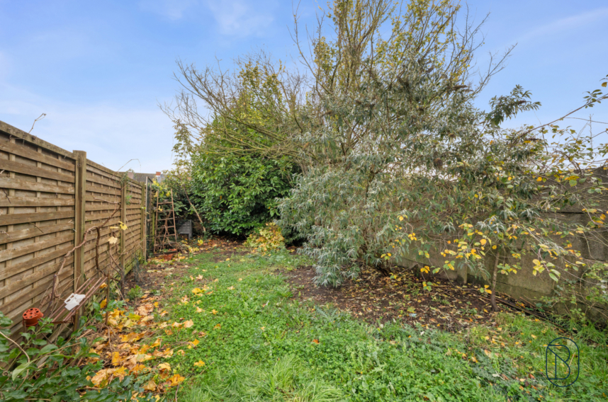 Ef8b38b8cc7646d89ff3631a810c3125