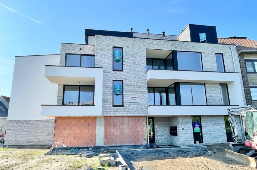 F0b27d193ed545d0bf69742c88004f38