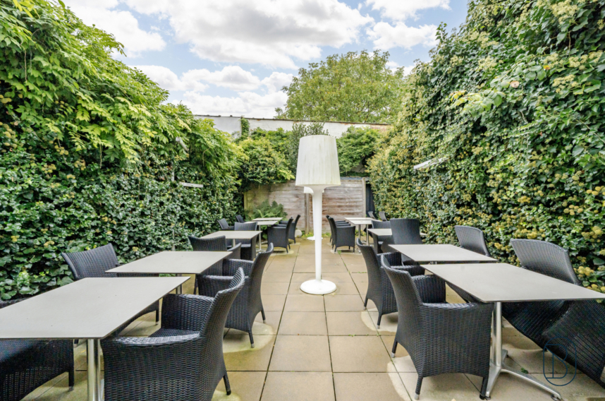 F0c9b19b2ddb4c06a10c38a9f88dffa1