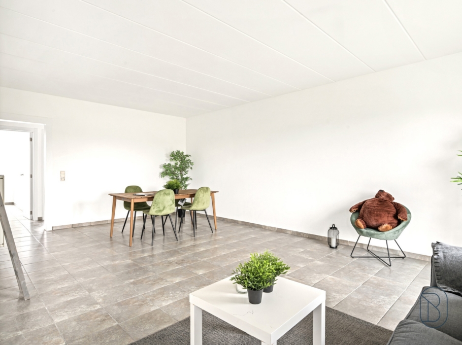 01f37a6188f043d99d5fd9cbe9bfca38