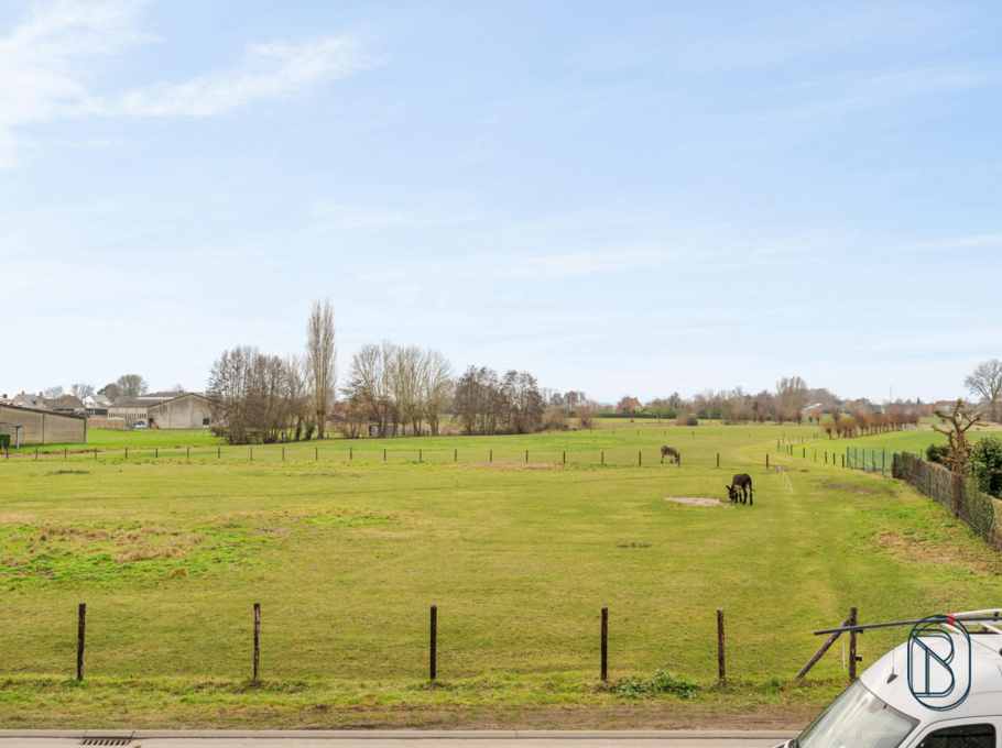 0419c47e643546f2816950a205e24fe2