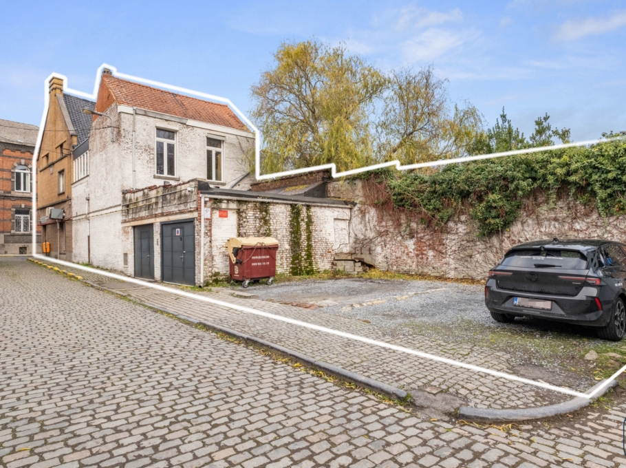 0675c3a0c7cf48eeb2a76cef97263915