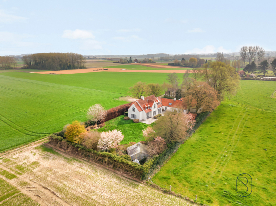 0c8a0fe0025e4799b7a790e97c38e6b5