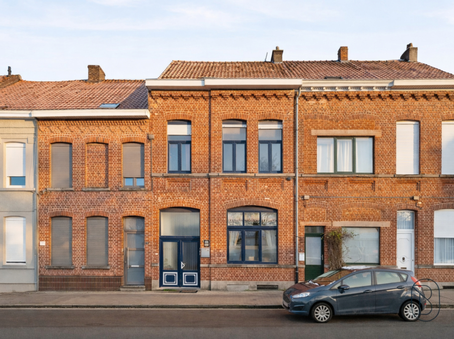 D03b22405b2c450abfb86927661a2233