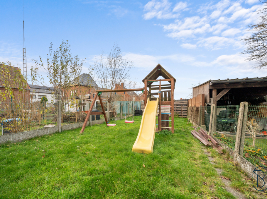 14524b0906144ae68bc4132781cc8e5e