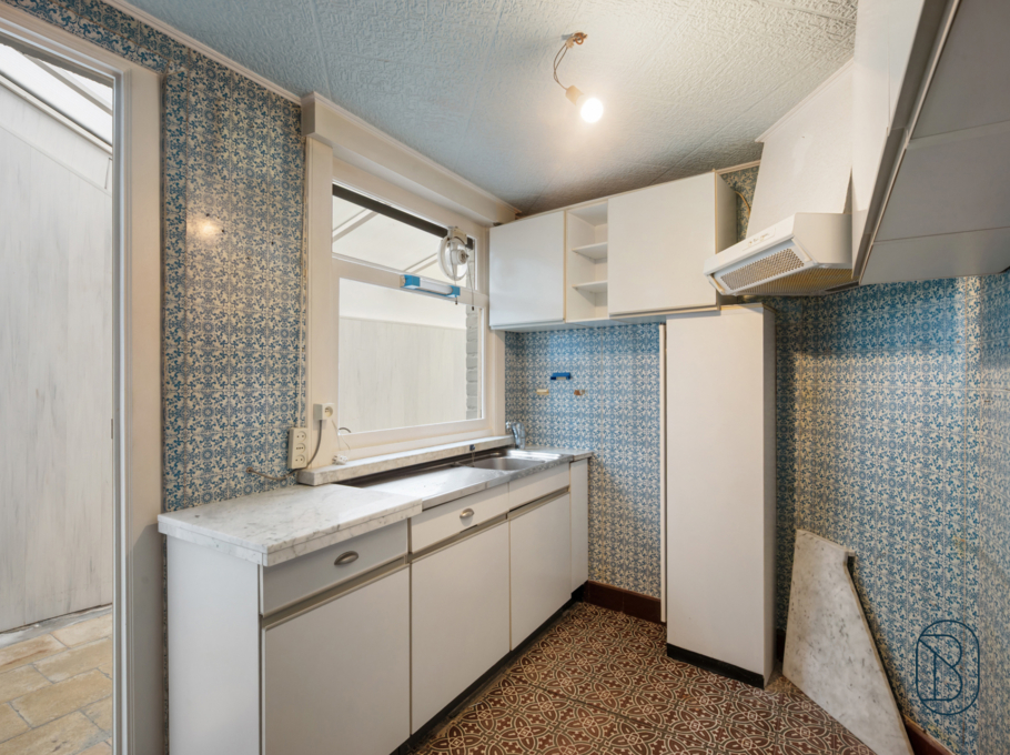 15582f70a3744b64a63225a0fdf4e292