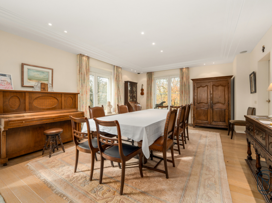 1aeeeb05727d4ac4a6acbeb7e9112a05