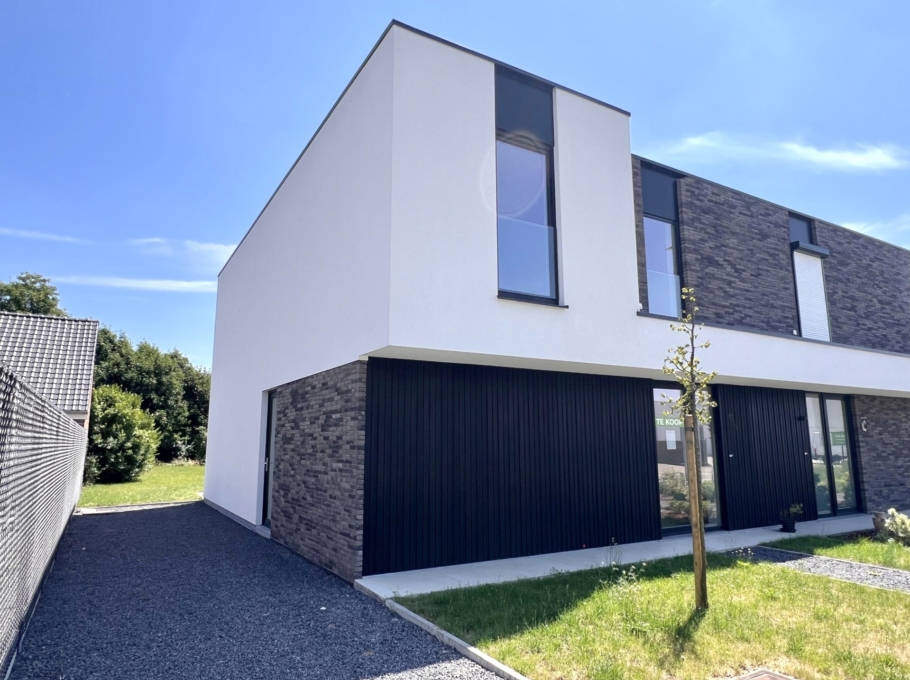 1cfc37329c61411e8bbfe4c28623d4dc